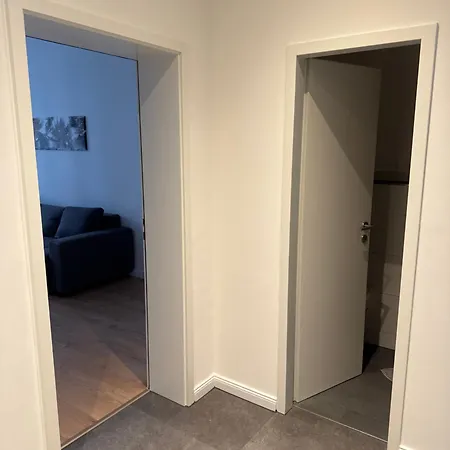 Apartment Henricistrasse2 *